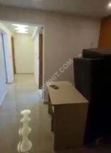 *???? شقة للبيع مع الاثاث ????*    *مناسبه للسكن و ...