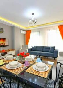 Luxurious furnished apartment for daily, weekly and monthly rent in ...