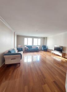 Apartments for rent in Esenyurt , next to Tabela Square, ...