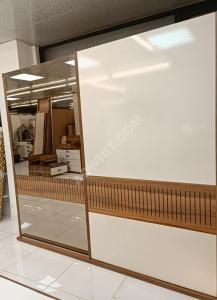 Used bedroom for sale Price: 10000 tl Located in Istanbul 05389441217  