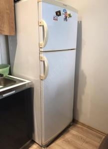 Refrigerator for sale, price 1500 tl, located in Mersin 05451298600  