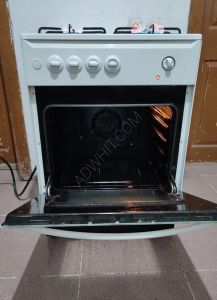 Used gas oven for sale, contact 05354159824  