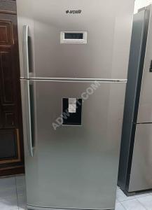 براد ماركة ارشليك تبريد هو استالس  حجم كبير بحالة ممتازة ...