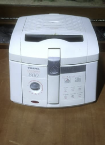 Used electric fryer for sale Price: 350 tl Located in Bursa 05524405700  