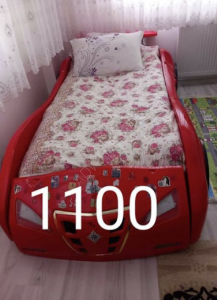 سرير اطفال للبيع  السعر 1100 ليرة في بورصة  للتواصل 05303047413  