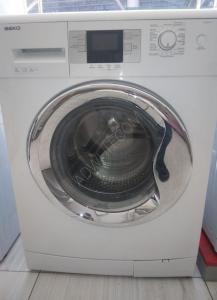 Beko 8KILO washing machine, one month warranty To contact 05355088189  