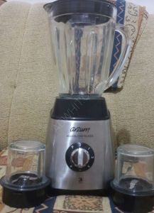 cocktail mixer Arzum brand 600 watts To contact 05345850717  