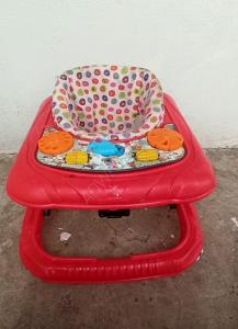 مشاية اطفال مستعملة للبيع 75 ليرة في انقرة 05382486468  