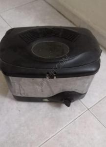 Used electric fryer for sale Price: 250 tl Located in Kahramanmaraş 05353496150    
