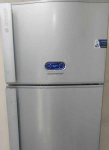 Ar elik fridge , large size, silver color, chrome handles, ...