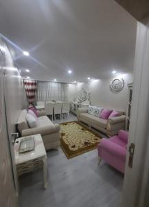 Apartment .. VIP (3 + 1 + 0) furnished. Lux  ...