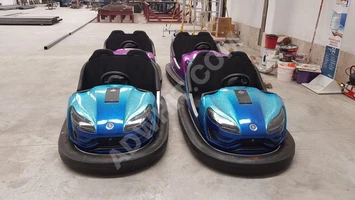 Çarpışan araba oyunu