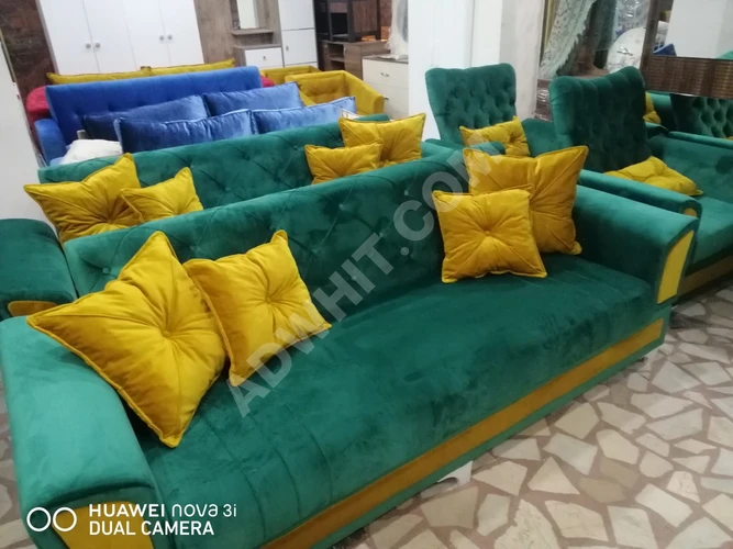 Satılık, üçlü ve iki tekli koltuk takımı, mükemmel fiyata