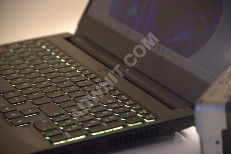 Lenovo IdeaPad Gaming 3 AMD Ryzen 7 5800H 16GB 512GB SSD RTX3050Ti Freedos 15.6