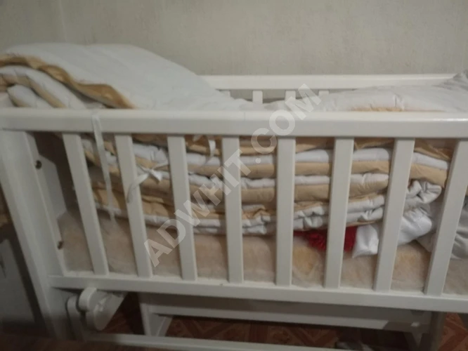 Sallanan Yataklı Bebek beşik