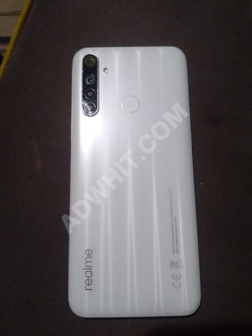Realme 6 cep telefonu