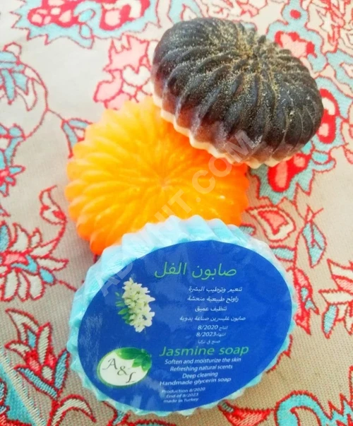 El yapımı doğal sabun