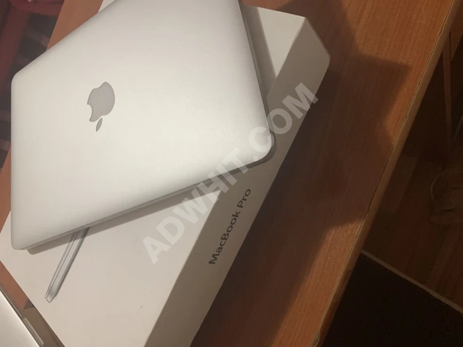 Neredeyse yeni MacBook Pro 2014-2013 / ram16 / ssd 256 / 13 inç / i 5