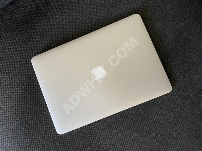 MacBook 13.3 Satılıktır