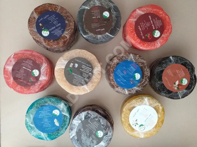 Doğal lifli ve özel parfüm kokulu duş sabunu