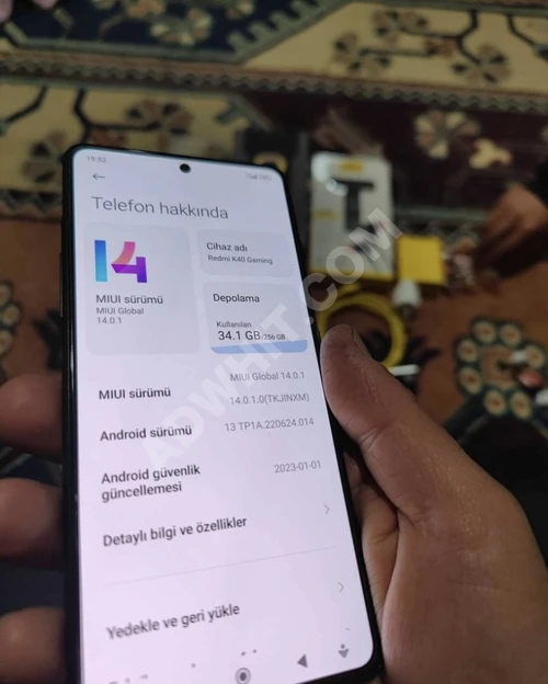 K40 Cep telefonu hafıza 256GB, Ram 15