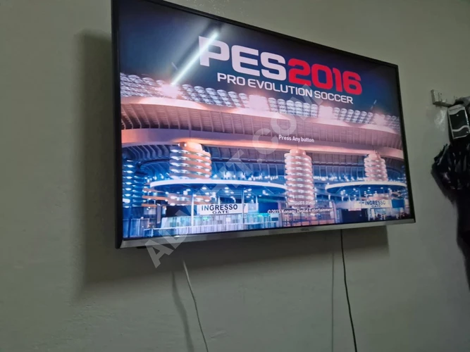  Bir Kol ve Altı CD Çalışıyor durumda bir Playstation 3