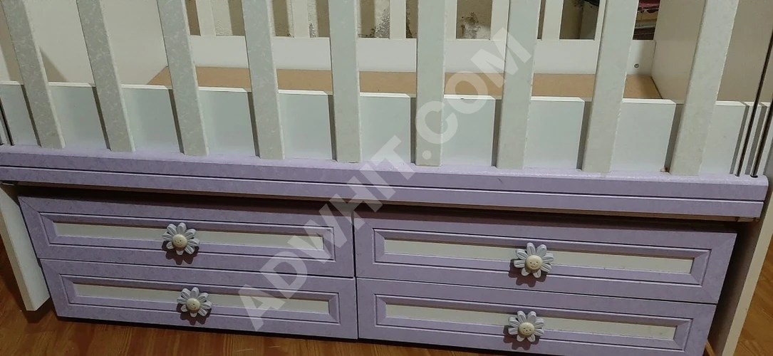 Sadece 7 ay kullanılmış sallanan bebek beşiği
