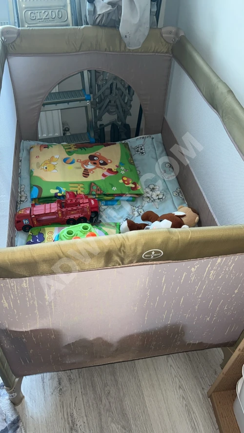 Beşik ve İkiz bebek arabası