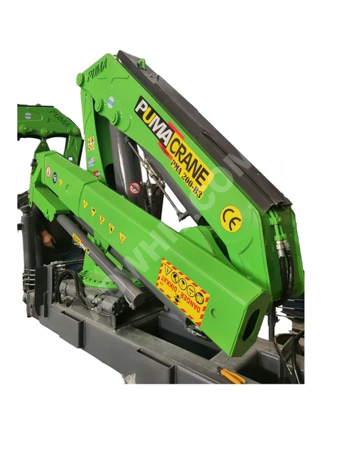 PUMA CRANE KATLANIR 360 DÖNÜŞ MOBİL VİNÇLER ATAŞMANLARA UYGUN