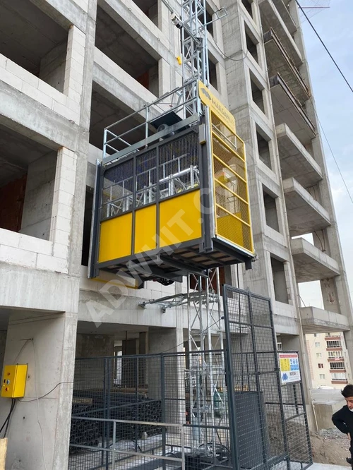 MAKSAN Construction Hoist 