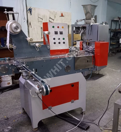 Tekli Küp Şeker Sarma Makinası