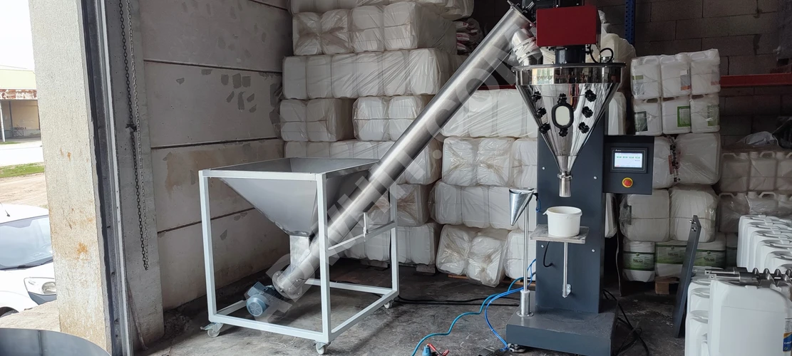 Yarı otomatik toz dolum makinesi