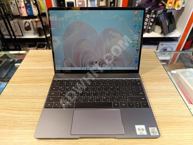 HUAWEI MATEBOOK 2K