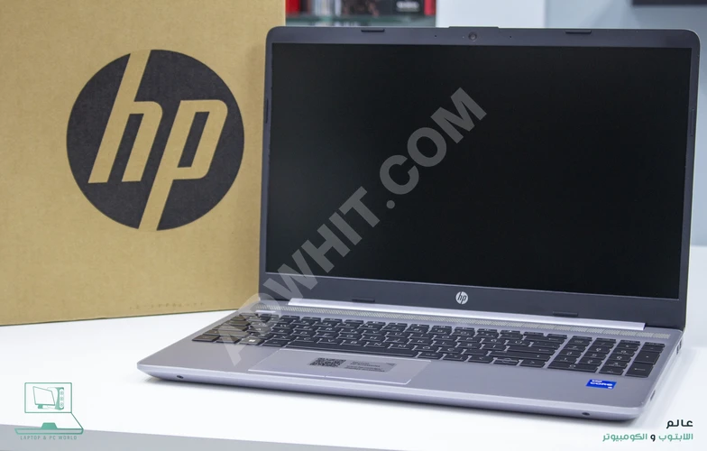 12. nesil özel gümüş gövdeli HP laptop