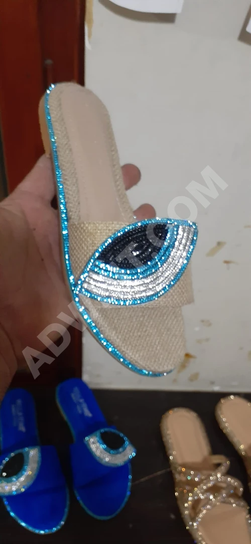 Sadece toptan satış yapılır, 36'dan 41'e kadar 8 parça Seri 8 mevcuttur