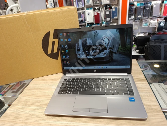 HP 240 G9
