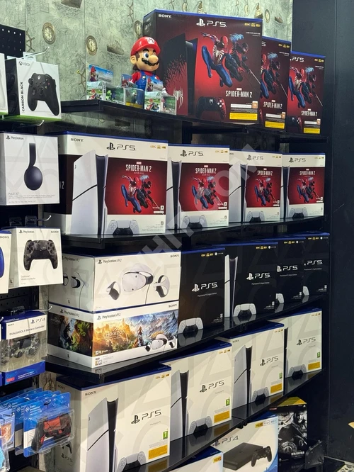 PlayStation 5 DualSense oyun konsolu