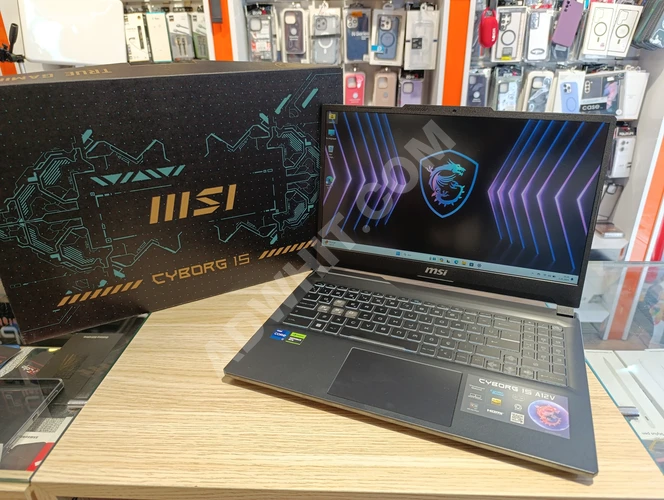 MSI CYBORG 15