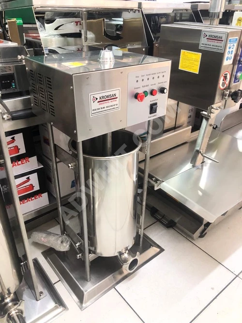 15 Litre Elektrikli Sosis Sucuk Dolum Makinası