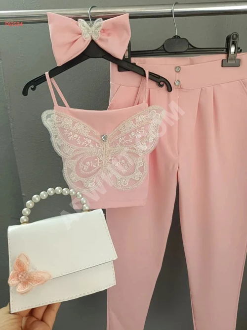 Pantolonlu Kelebek Nakışlı askılı çocuk bluz takımı