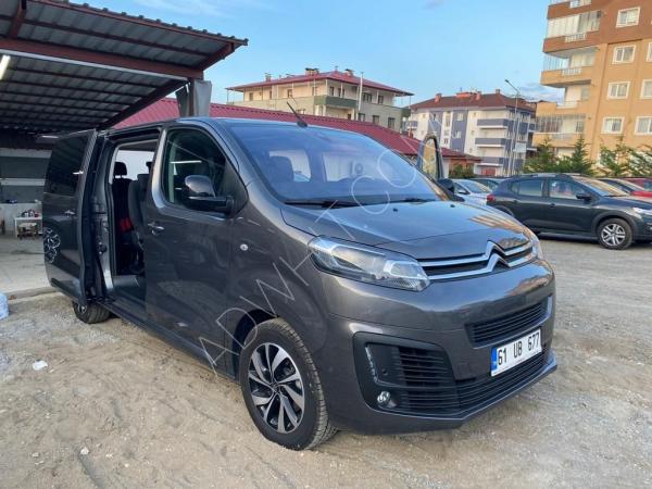 Trabzon&#39;da Kiralık 2023 Model Citroen Van 