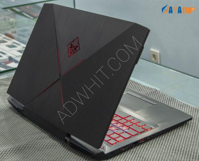 HP For designers, engineers and fans of modern games, the most luxurious OMEN laptop ever from HP