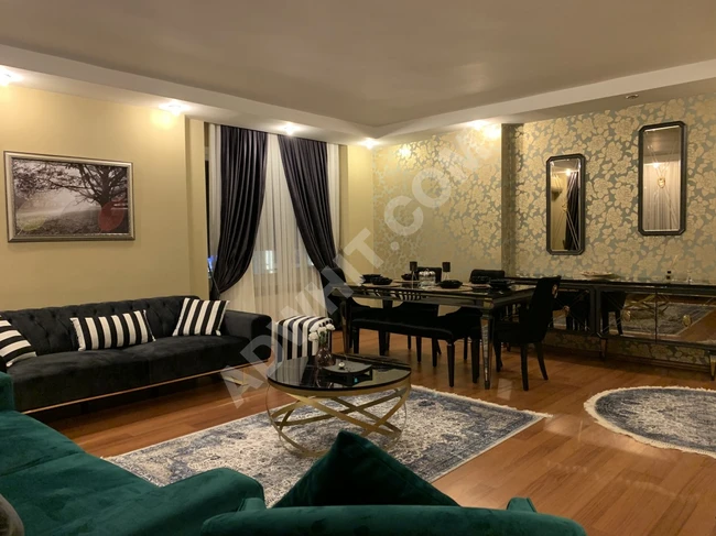 İstanbul Beylikdüzü'nde kiralık full deniz manzaralı bir daire