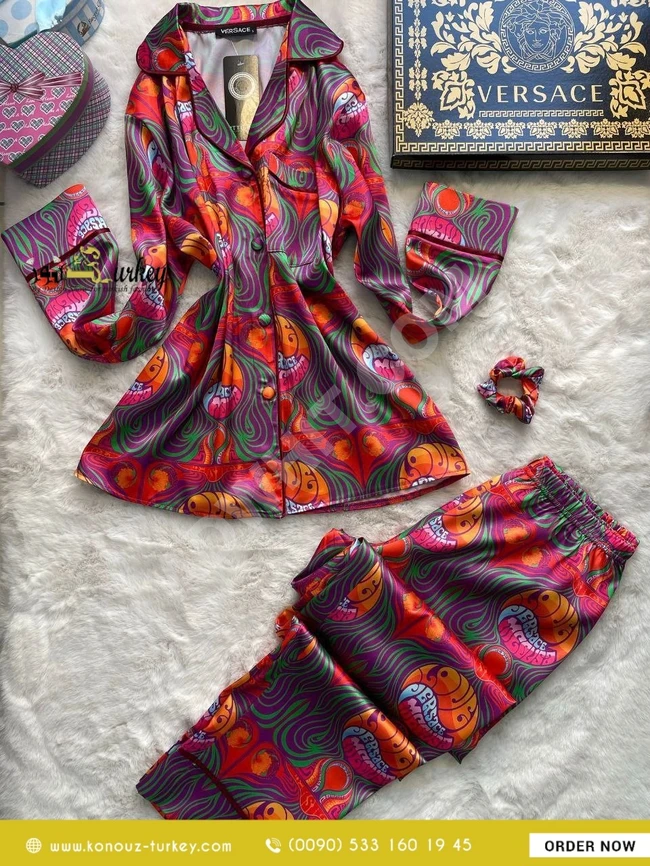 بيجامة ساتان