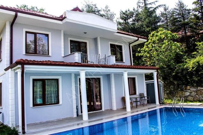 Villa for rent in Sapanca, overlooking the lake