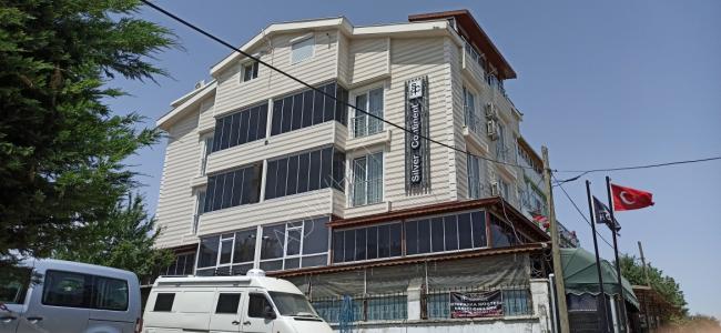 فندق للبيع بالقرب من البحر بأطلالة مذهلة في اسطنبول