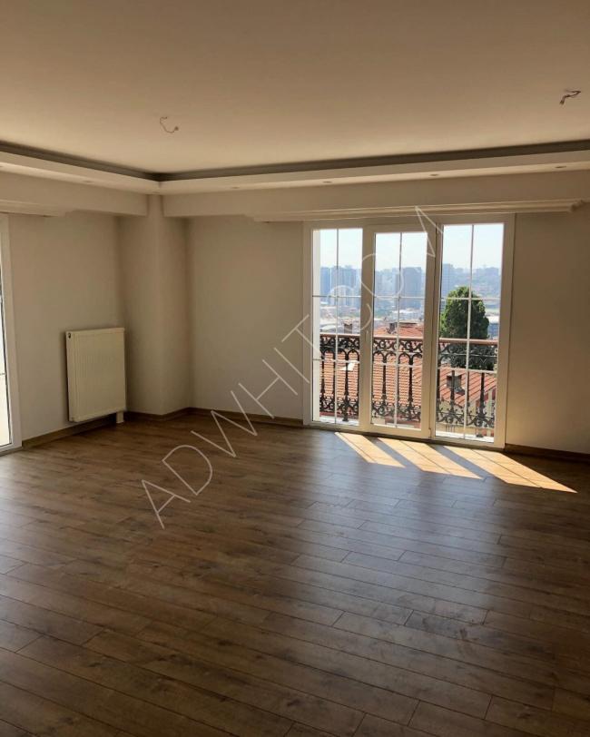 Two-bedroom apartment for annual rent, right next to the metro station