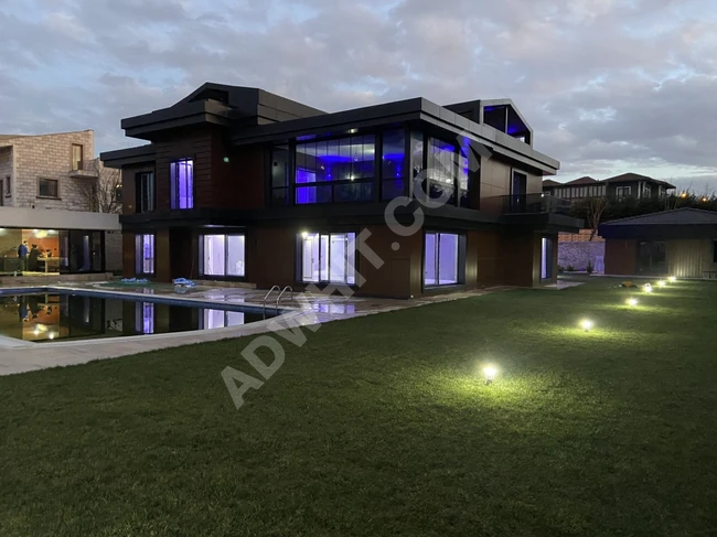 New super lux villa 10 + 3 for sale in Istanbul, Turkey