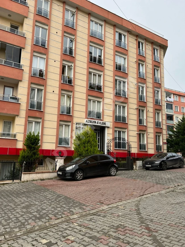 İstanbul, Beylikdüzü, Adnan Kahveci Mahallesi'nde bir site içerisinde satılık 3+1 140m² alan, 3. kat, metrobüse 15 dakika mesafede, gayrimenkul ikameti için uygundur