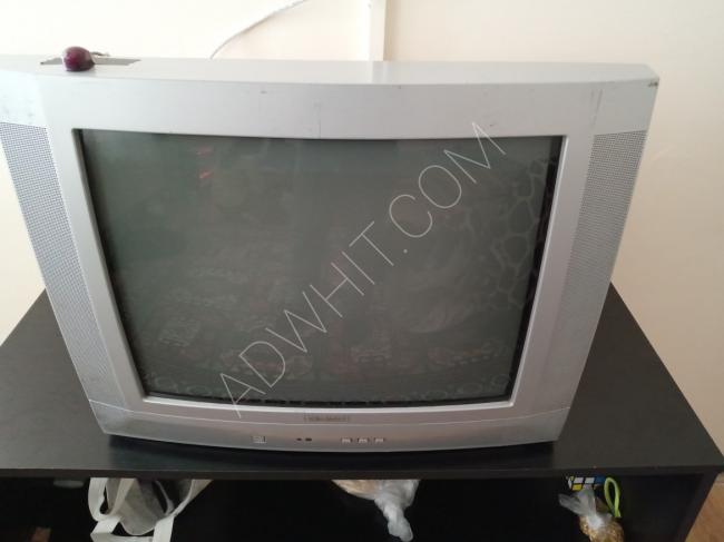 Television for sale with a receiver 